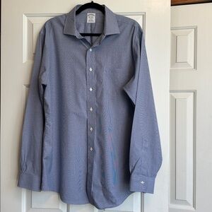 Brooks Brothers Men’s Regent blue patterned Button-Up Shirt Size 17-36
